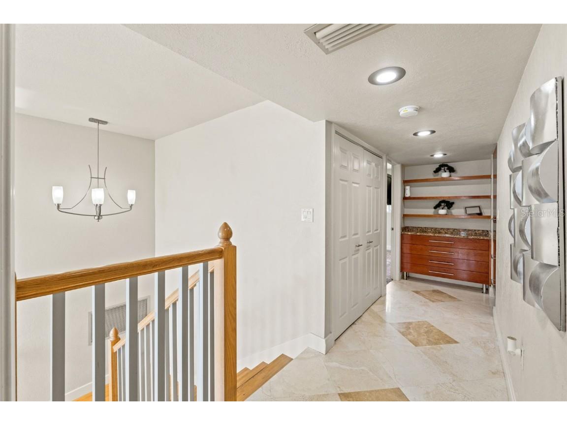 4522 W North B Street Tampa FL 33609 TB8433032 image19