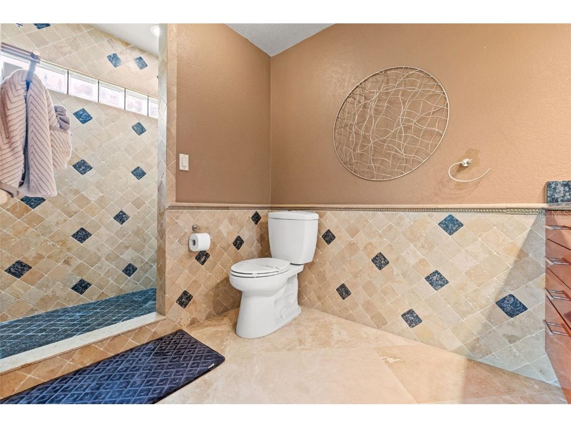 4522 W North B Street Tampa FL 33609 TB8433032 image34