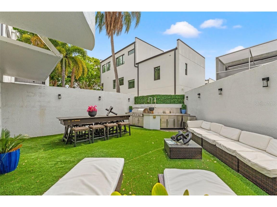 4522 W North B Street Tampa FL 33609 TB8433032 image36