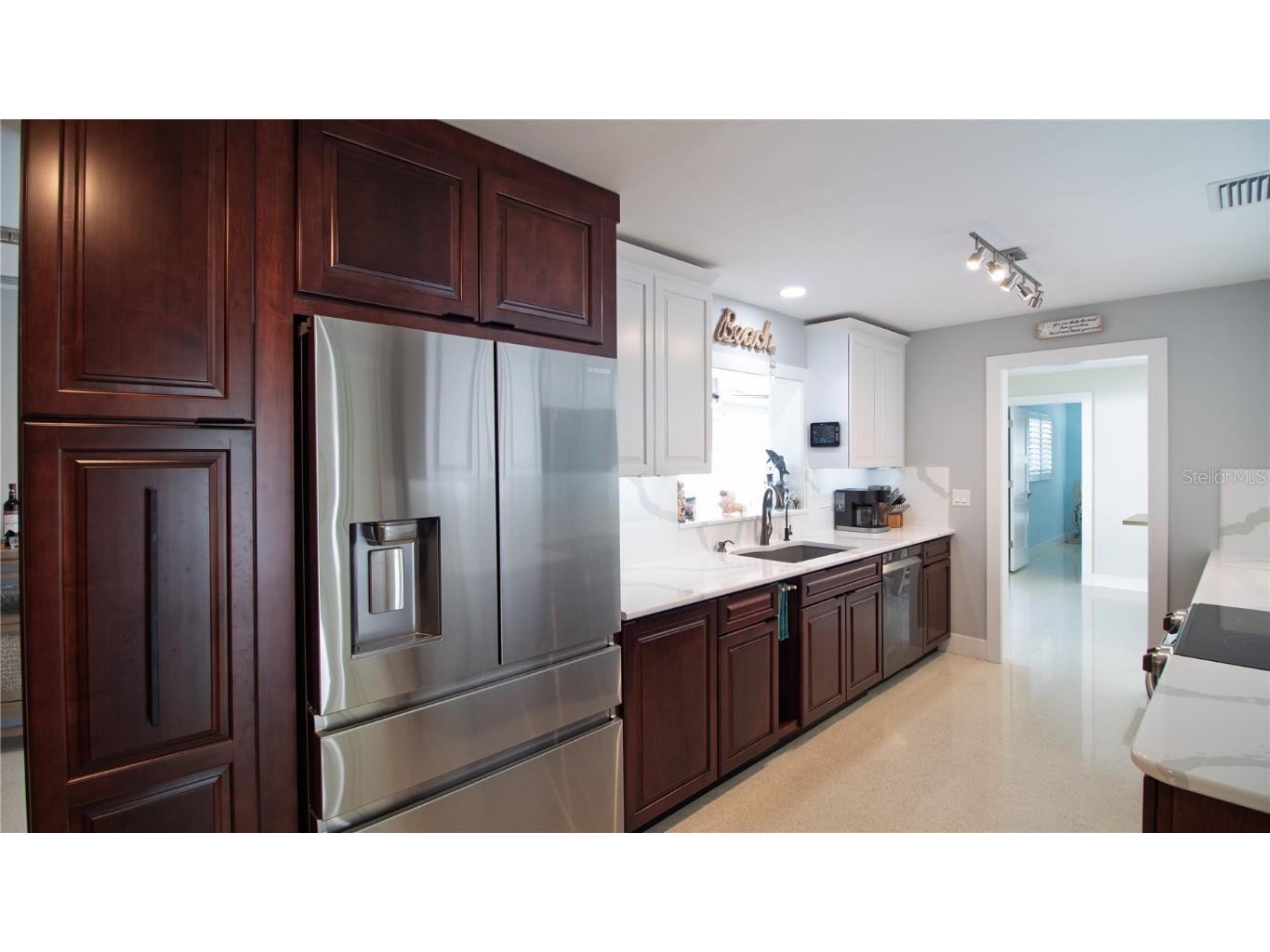 4523 Clearwater Harbor Drive S Largo FL 33770 TB8346318 image18