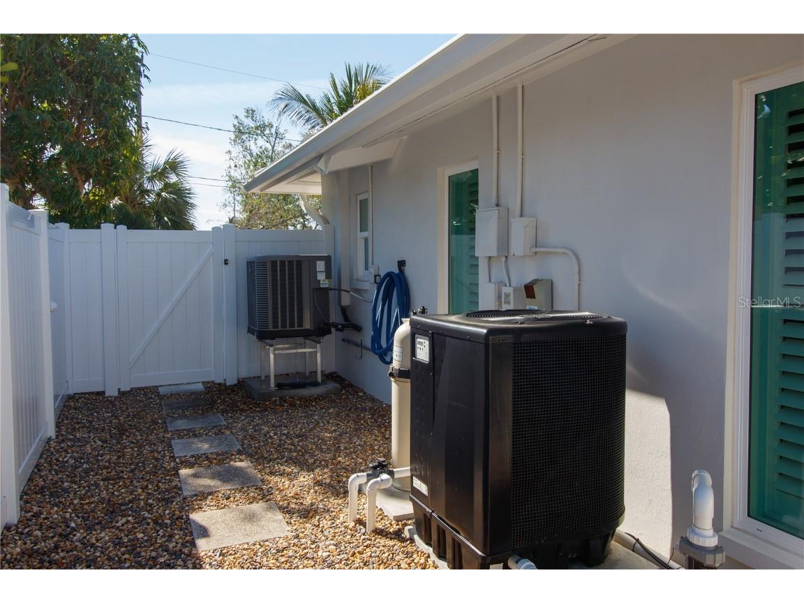 4523 Clearwater Harbor Drive S Largo FL 33770 TB8346318 image48