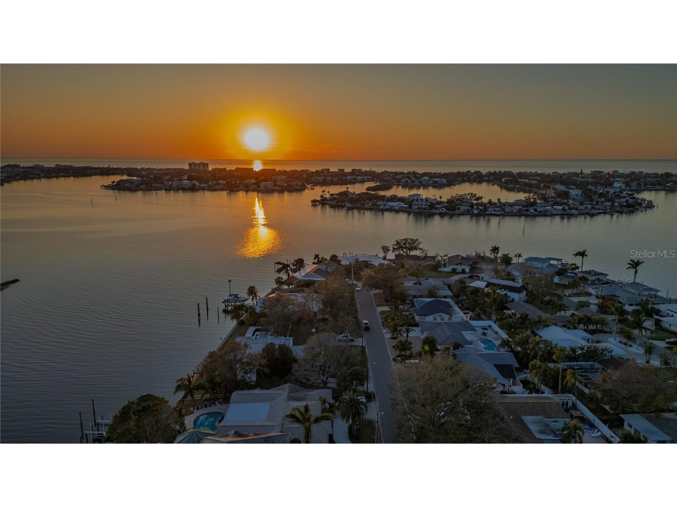 4523 Clearwater Harbor Drive S Largo FL 33770 TB8346318 image56