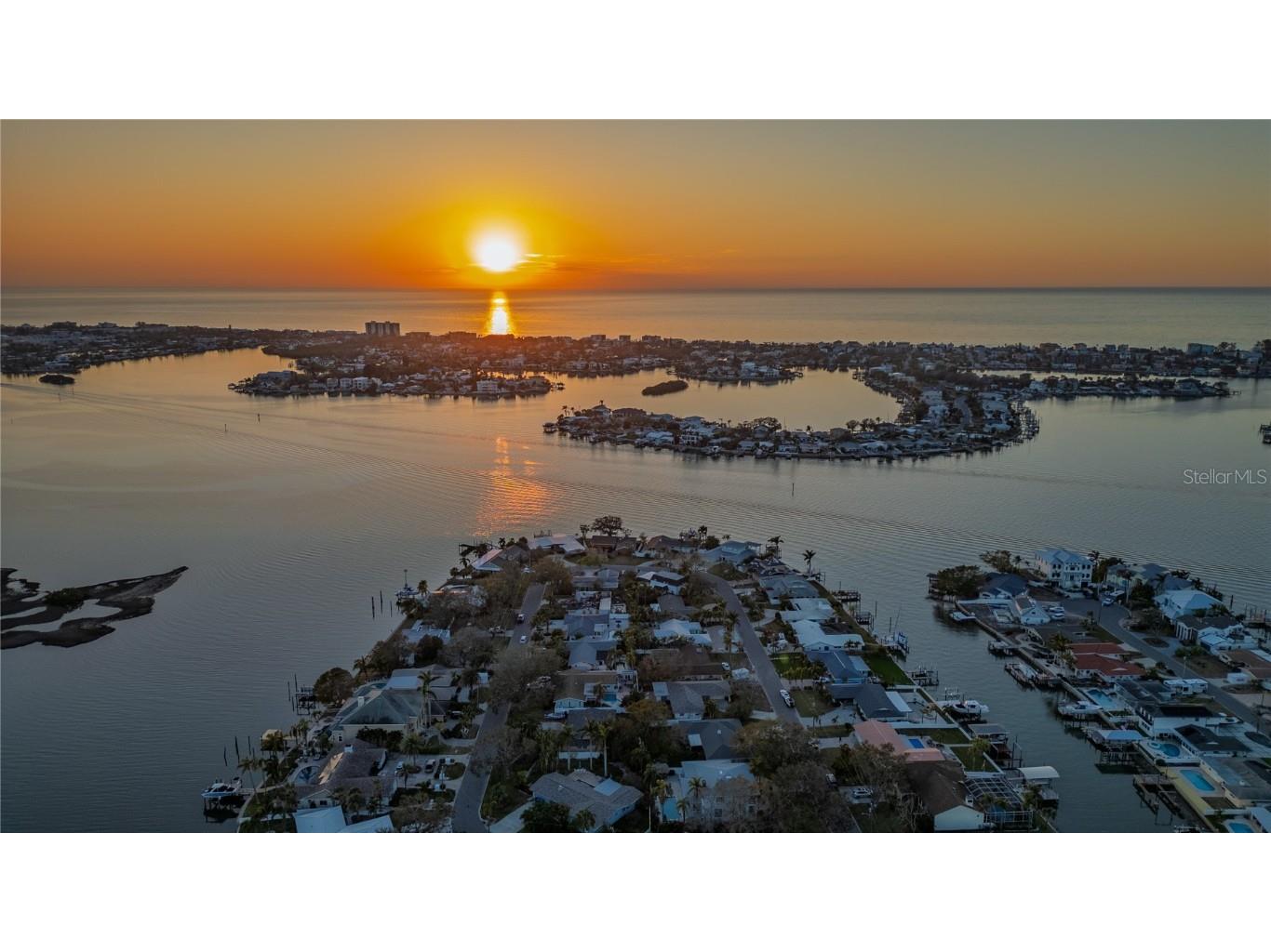 4523 Clearwater Harbor Drive S Largo FL 33770 TB8346318 image58