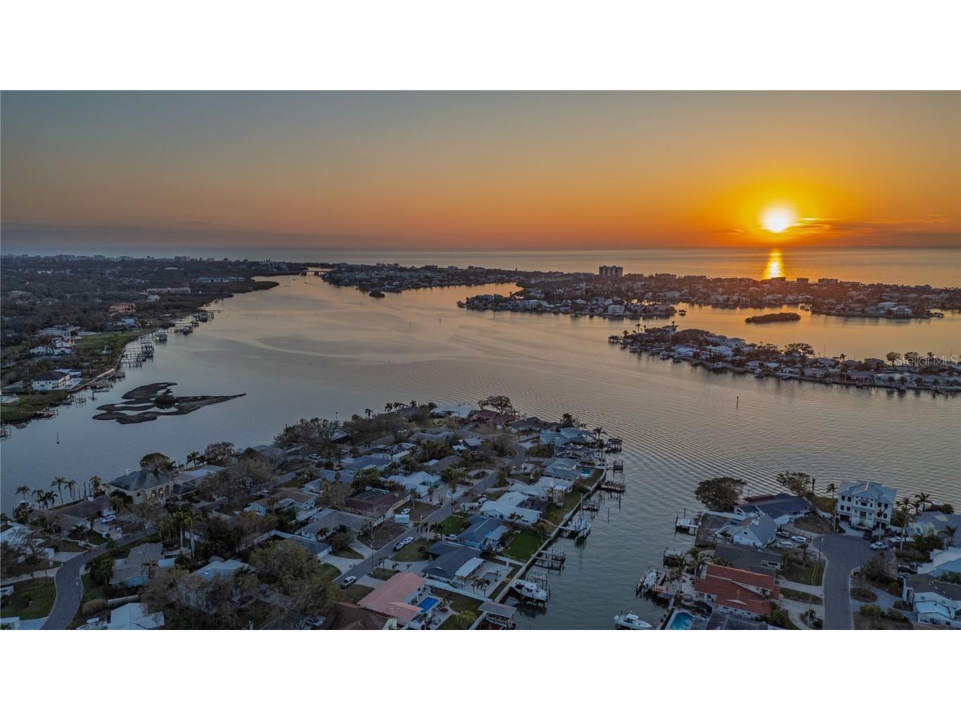 4523 Clearwater Harbor Drive S Largo FL 33770 TB8346318 image59