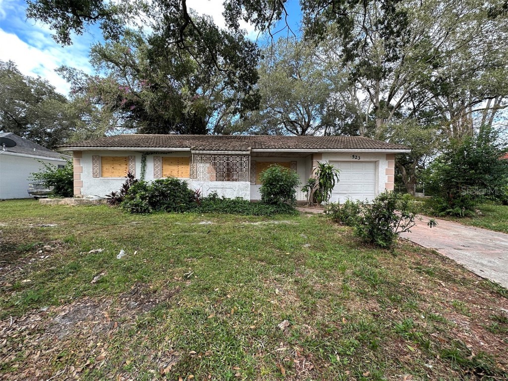 4523 Three Lakes Circle Orlando FL 32808 O6153187 image1