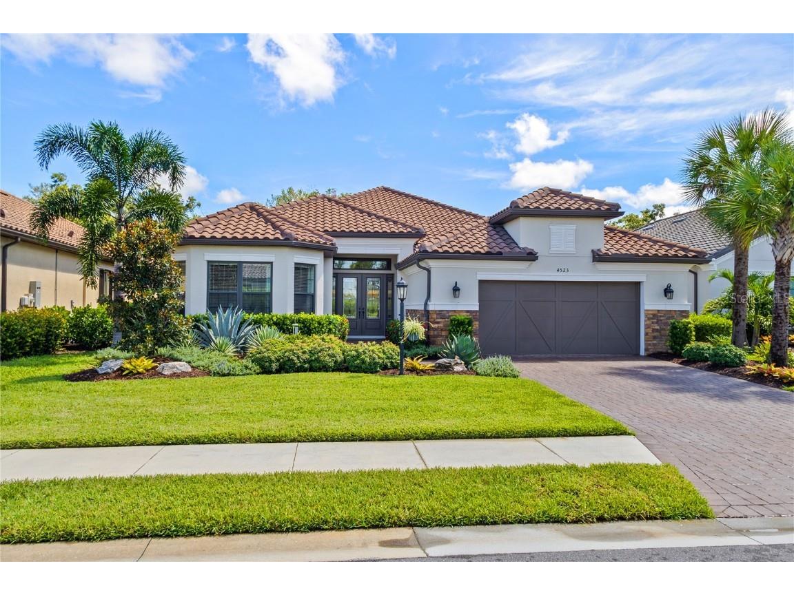 4523 Trento Place Lakewood Ranch FL 34211 A4620995 image1
