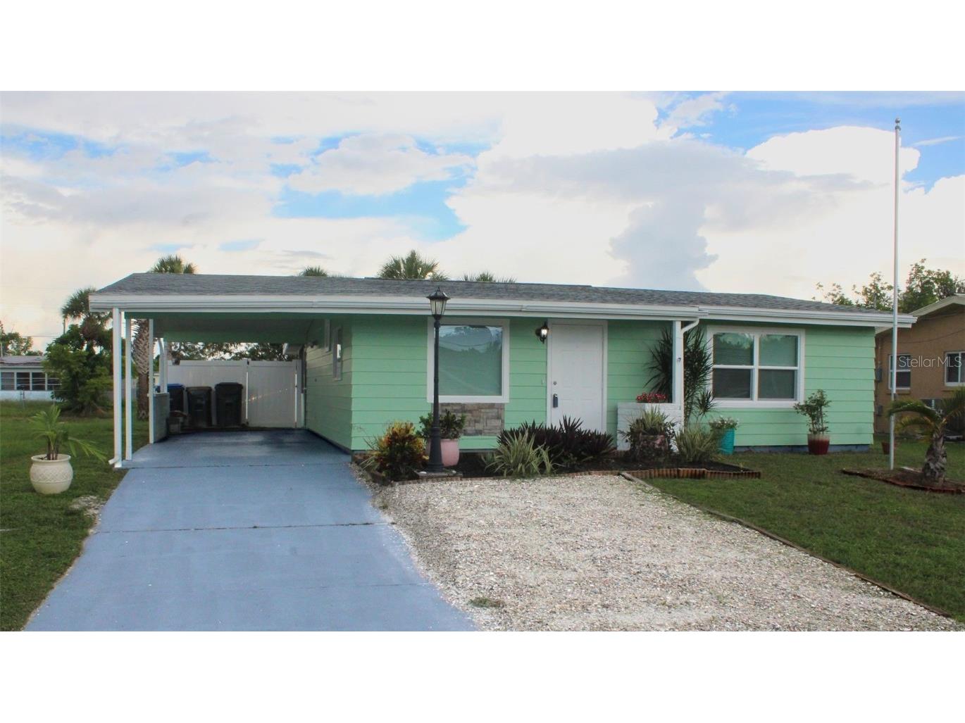 4524 Grobe Street North Port FL 34287 C7497114 image1