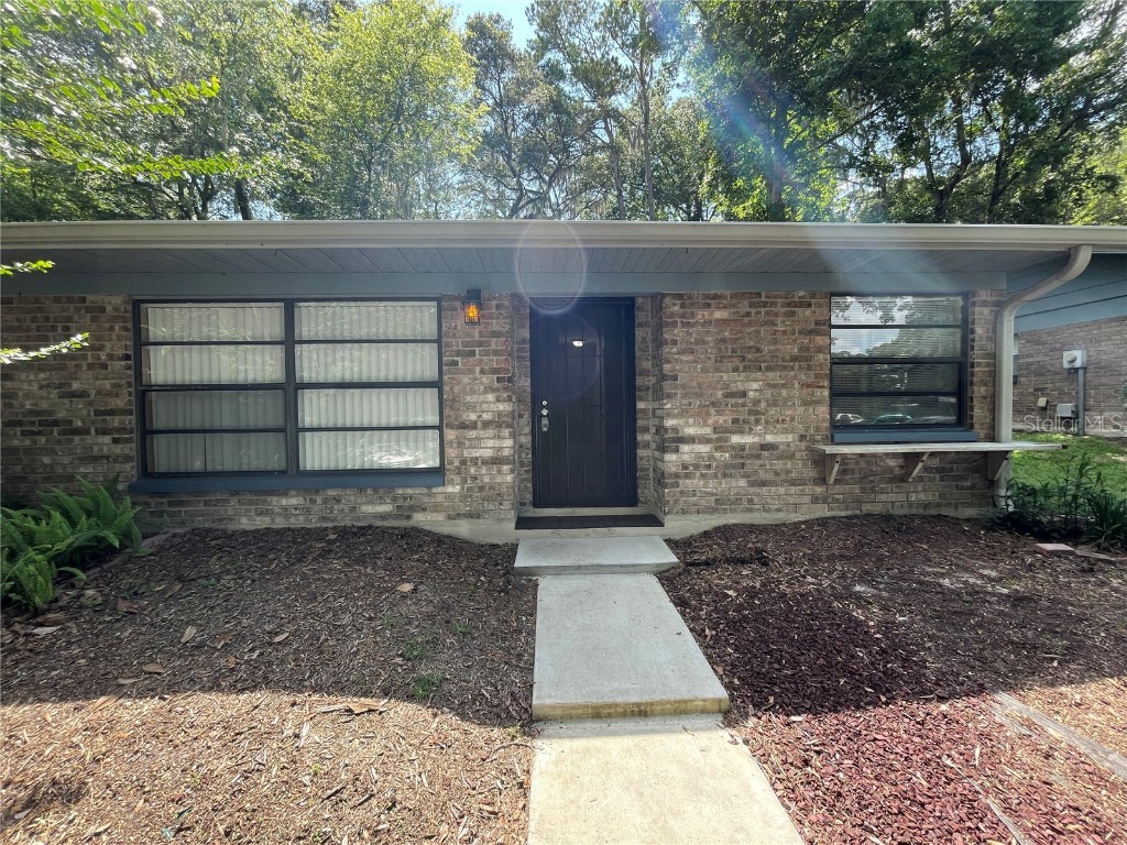 4524 SW 46th Drive Gainesville FL 32608 OM660320 image1