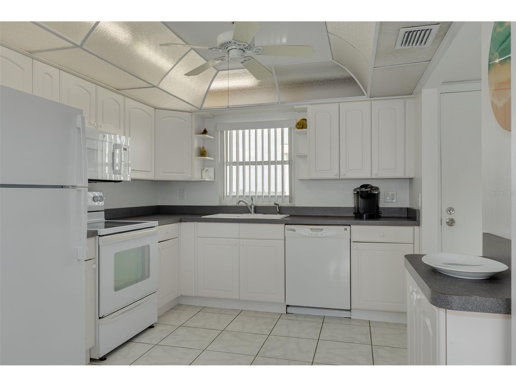 4525 Cove Circle #1002 Saint Petersburg FL 33708 TB8458441 image15