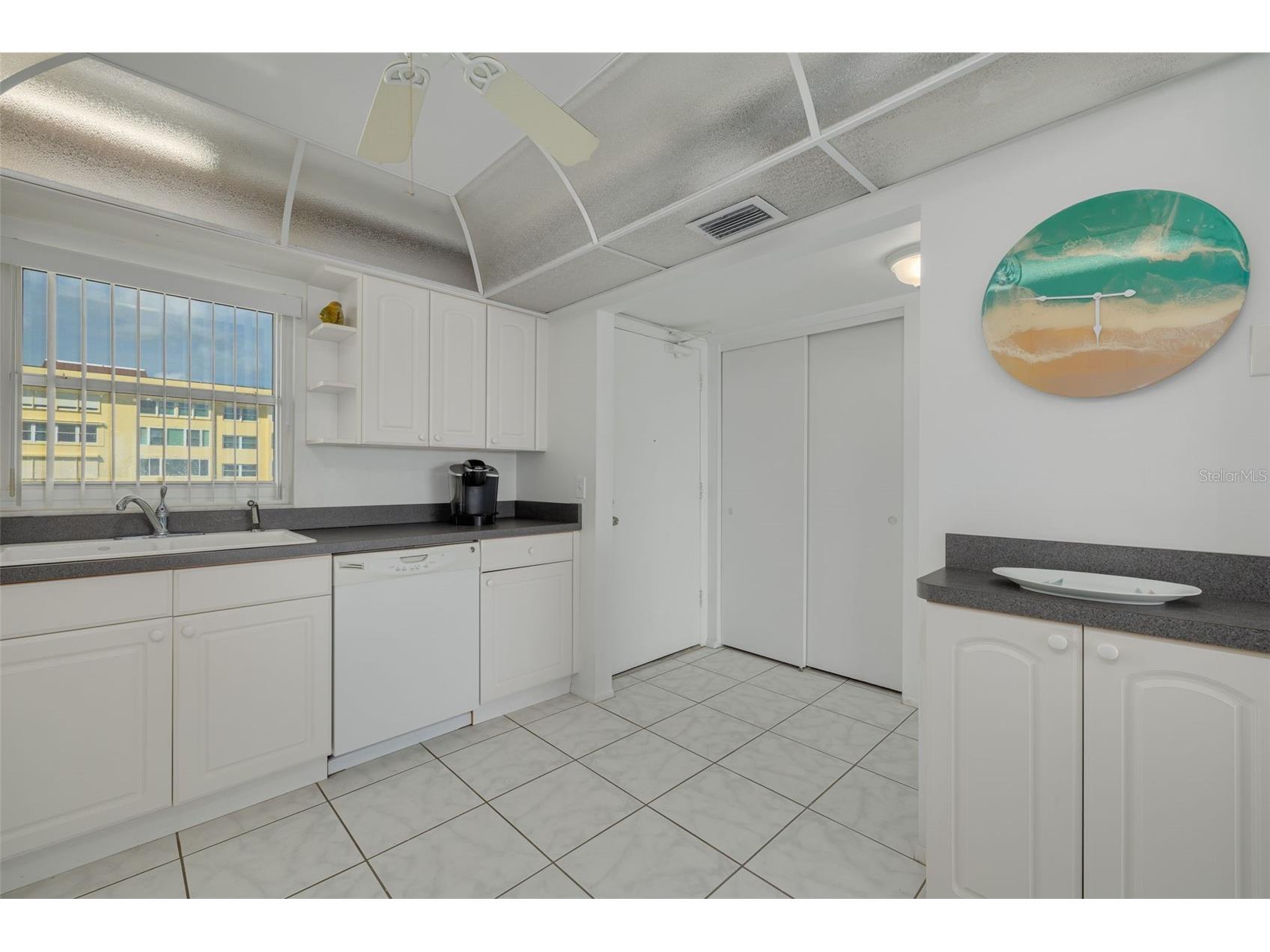 4525 Cove Circle #1002 Saint Petersburg FL 33708 TB8458441 image16