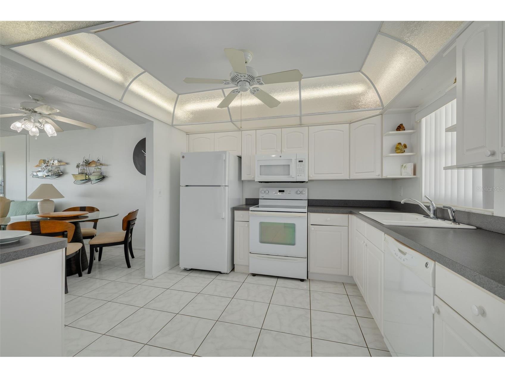 4525 Cove Circle #1002 Saint Petersburg FL 33708 TB8458441 image17