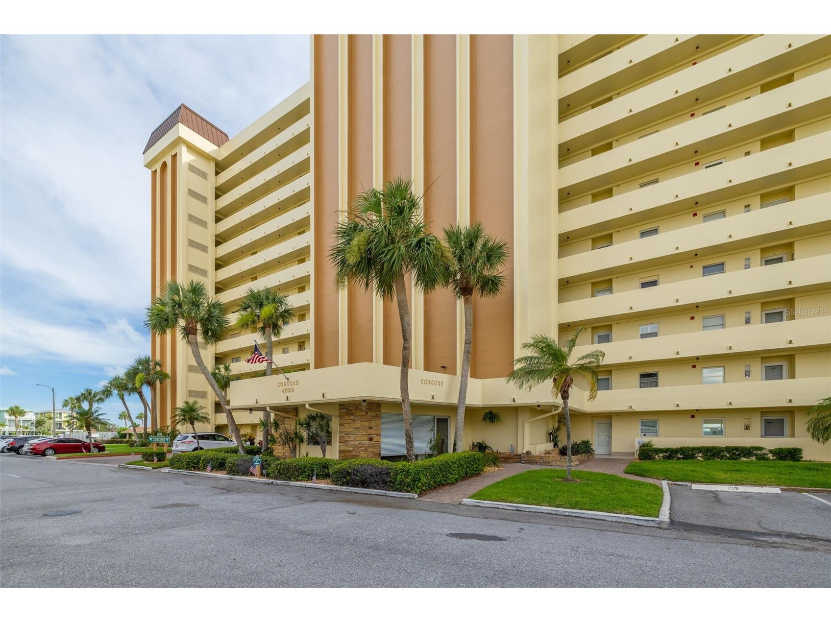 4525 Cove Circle #1002 Saint Petersburg FL 33708 TB8458441 image40