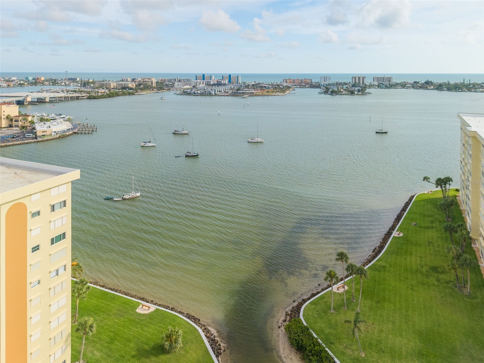 4525 Cove Circle #1002 Saint Petersburg FL 33708 TB8458441 image42