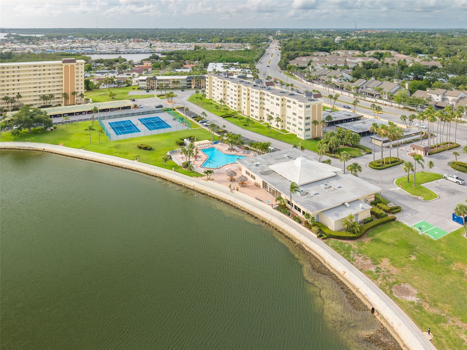 4525 Cove Circle #1002 Saint Petersburg FL 33708 TB8458441 image45