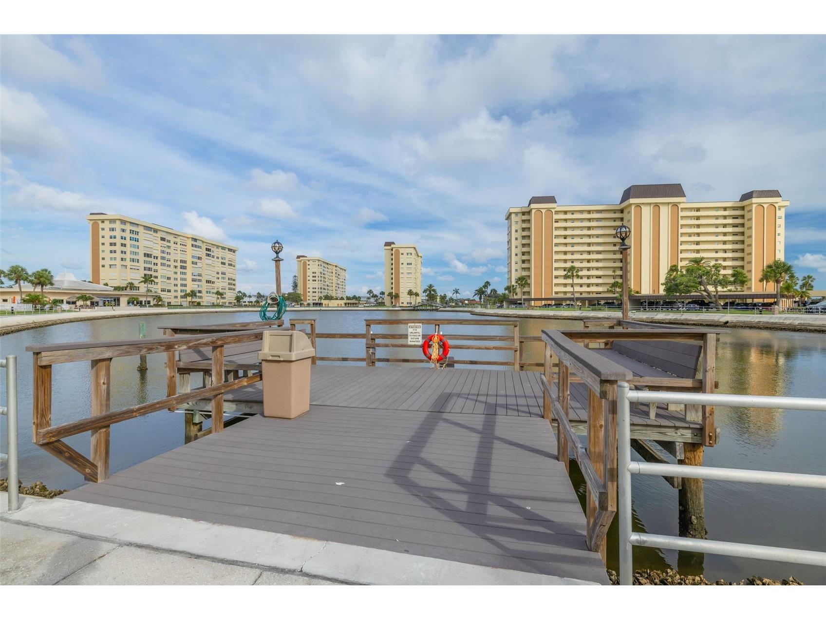 4525 Cove Circle #1002 Saint Petersburg FL 33708 TB8458441 image49