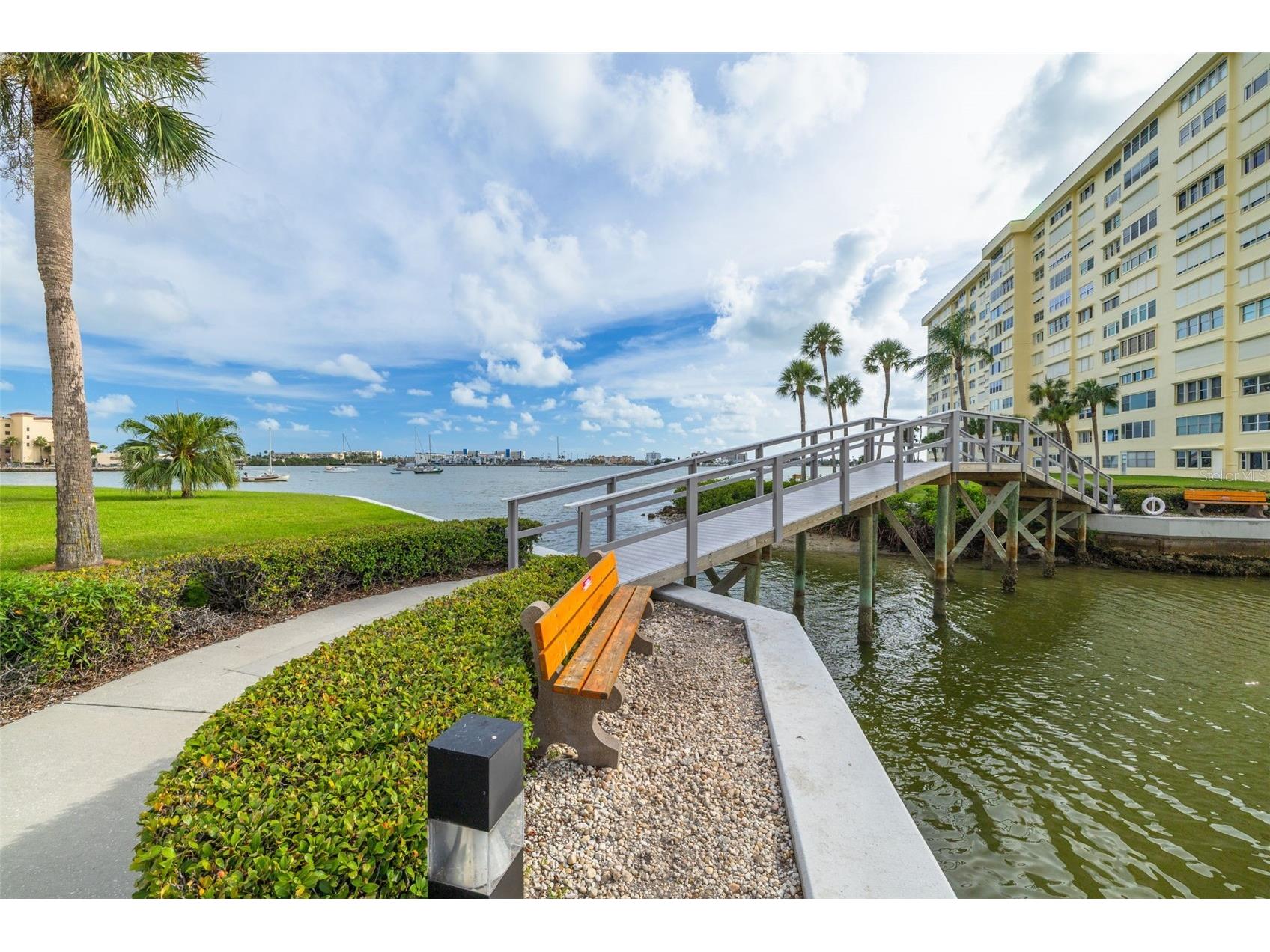 4525 Cove Circle #1002 Saint Petersburg FL 33708 TB8458441 image52