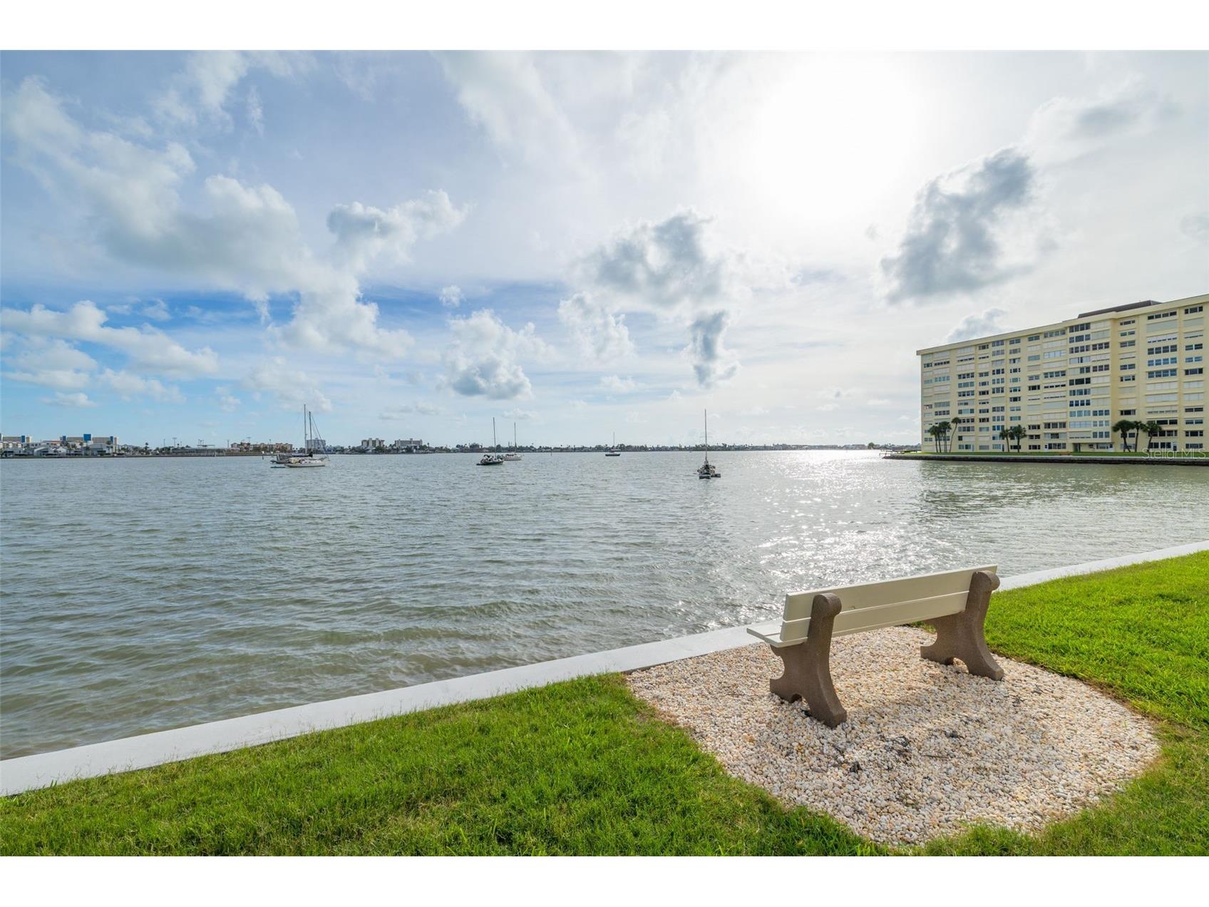4525 Cove Circle #1002 Saint Petersburg FL 33708 TB8458441 image56