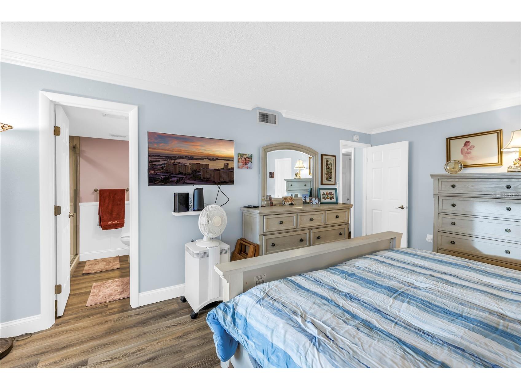 4525 Cove Circle #102 Saint Petersburg FL 33708 TB8444078 image14