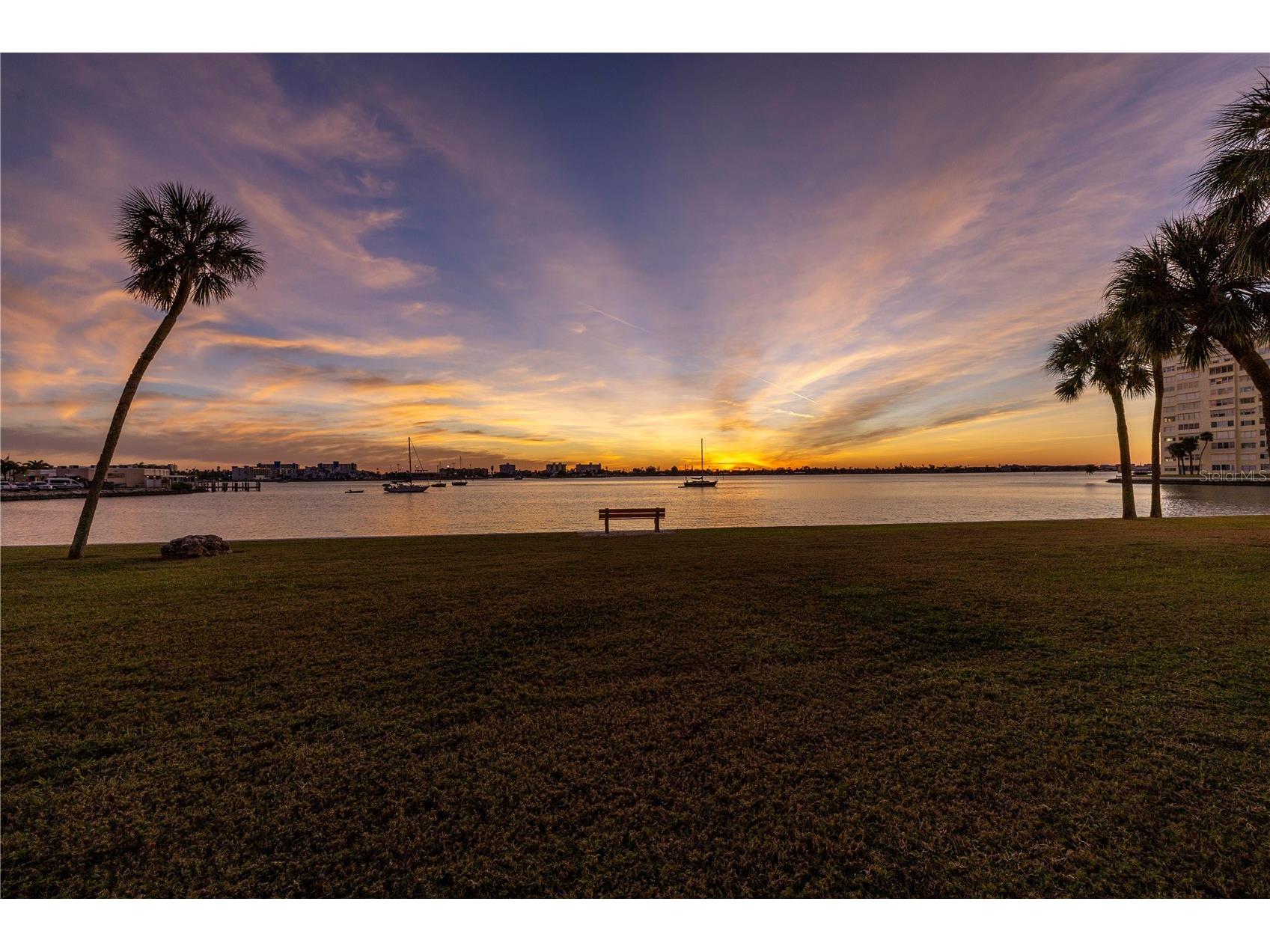 4525 Cove Circle #102 Saint Petersburg FL 33708 TB8444078 image3