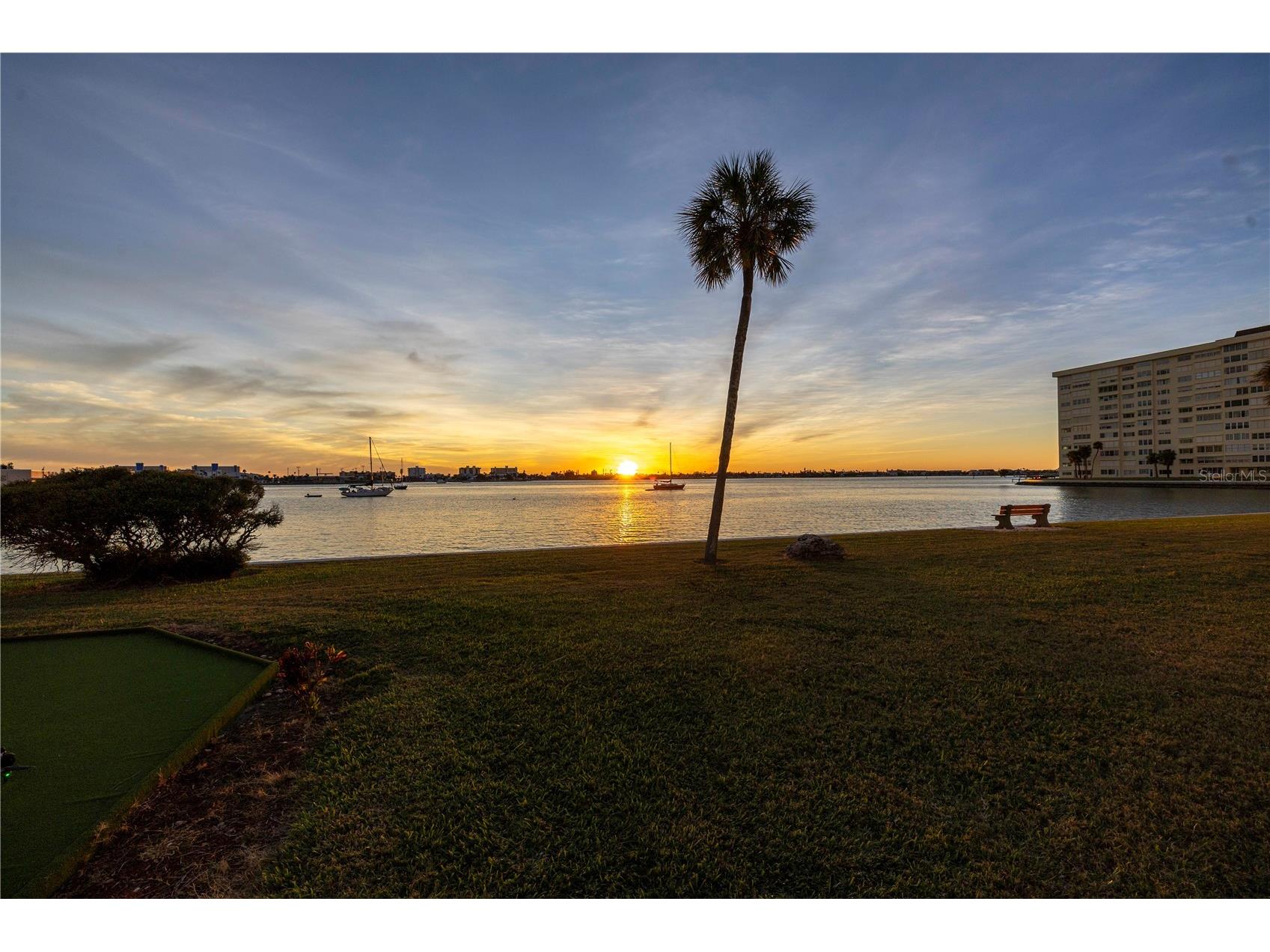 4525 Cove Circle #102 Saint Petersburg FL 33708 TB8444078 image32