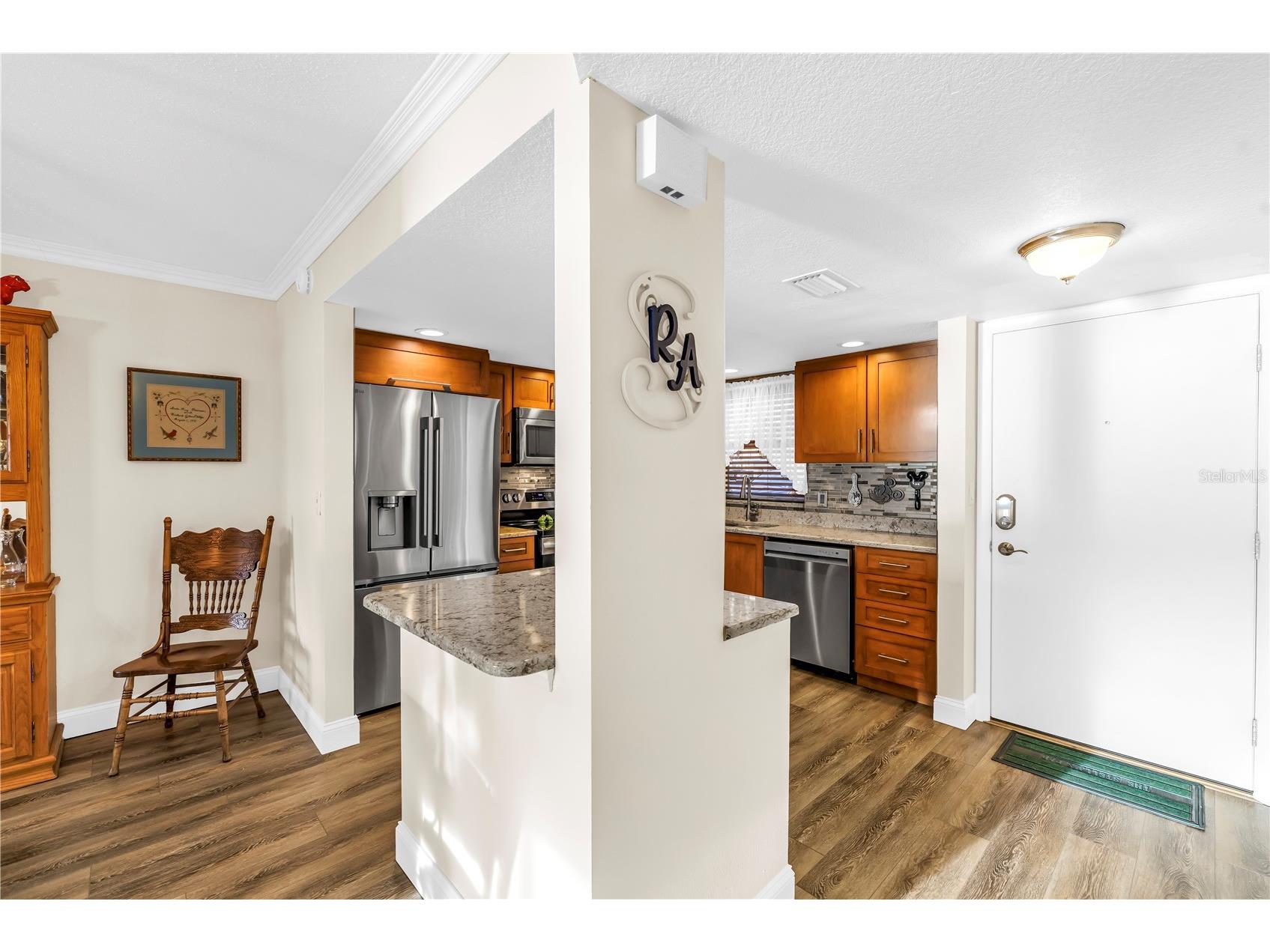 4525 Cove Circle #102 Saint Petersburg FL 33708 TB8444078 image9