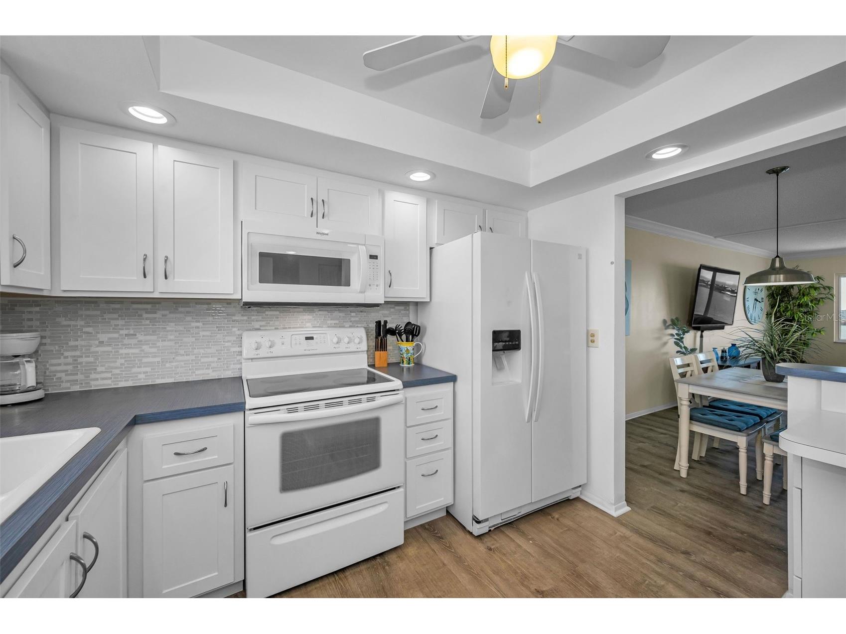 4525 Cove Circle #1207 Saint Petersburg FL 33708 - BOCA CIEGA BAY TB8506679 image9