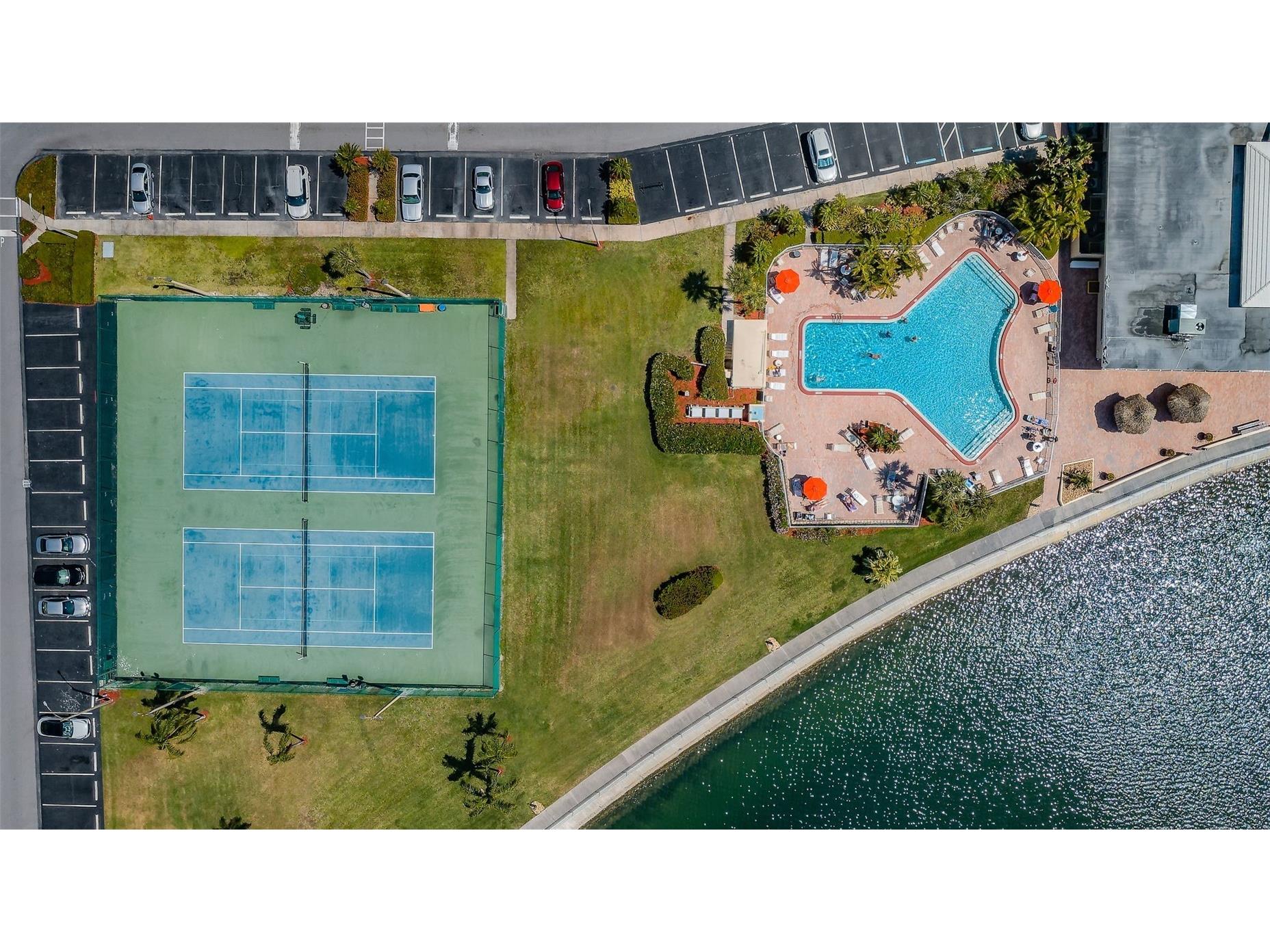 4525 Cove Circle #604 Saint Petersburg FL 33708 TB8471873 image32