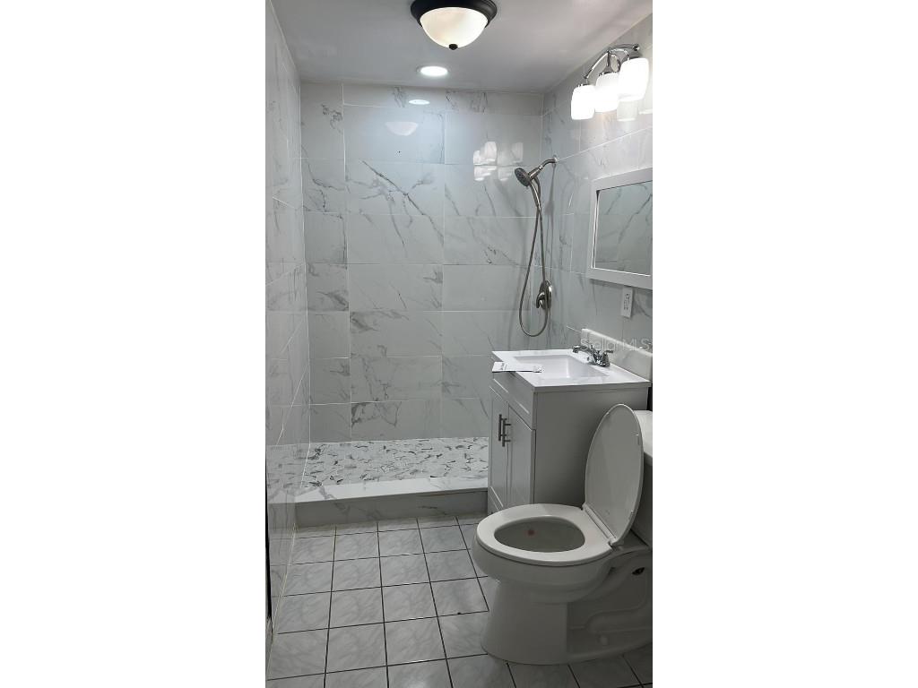 4525 W North Street Tampa FL 33614 TB8425167 image21