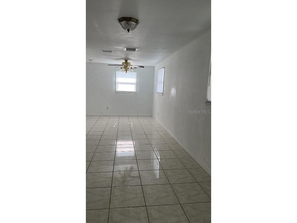 4525 W North Street Tampa FL 33614 TB8425167 image23