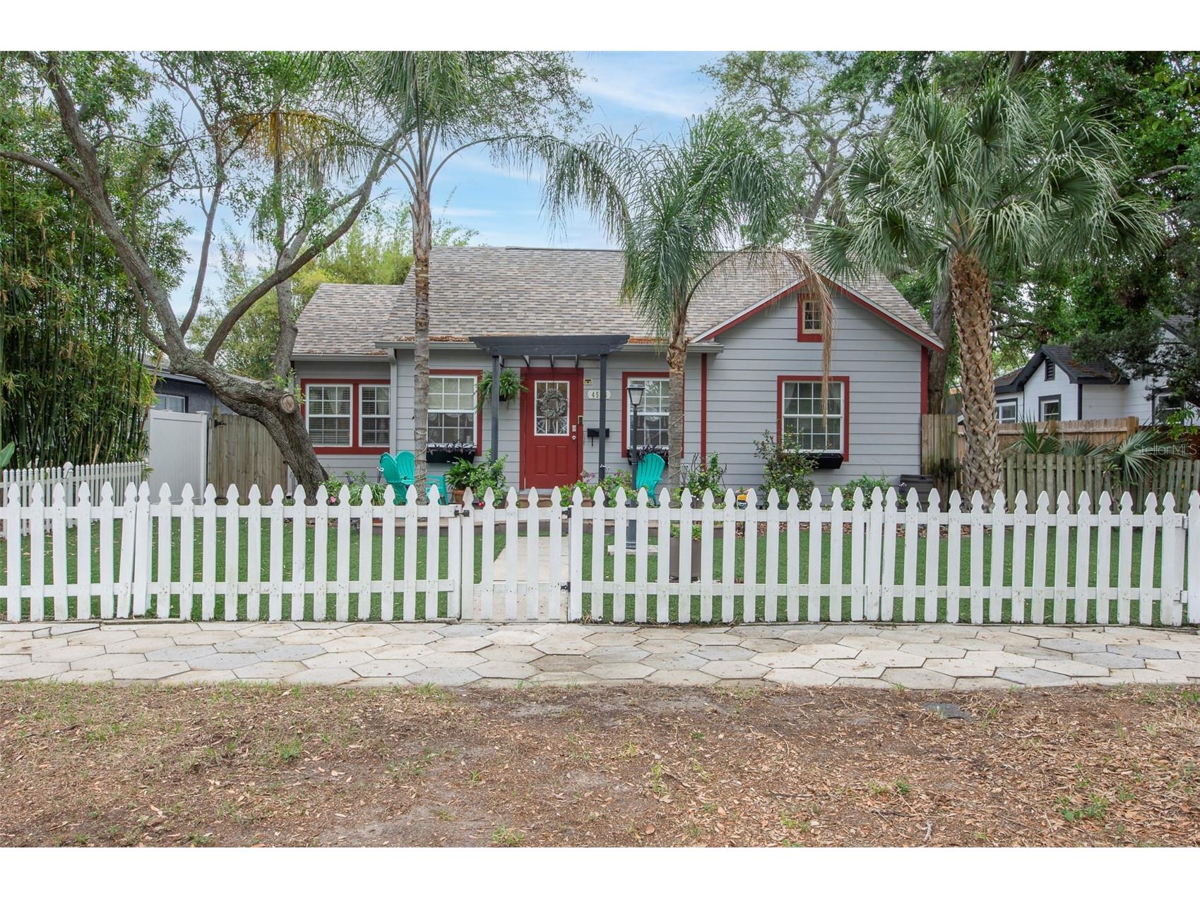 4526 1st Avenue N Saint Petersburg FL 33713 TB8494174 image1