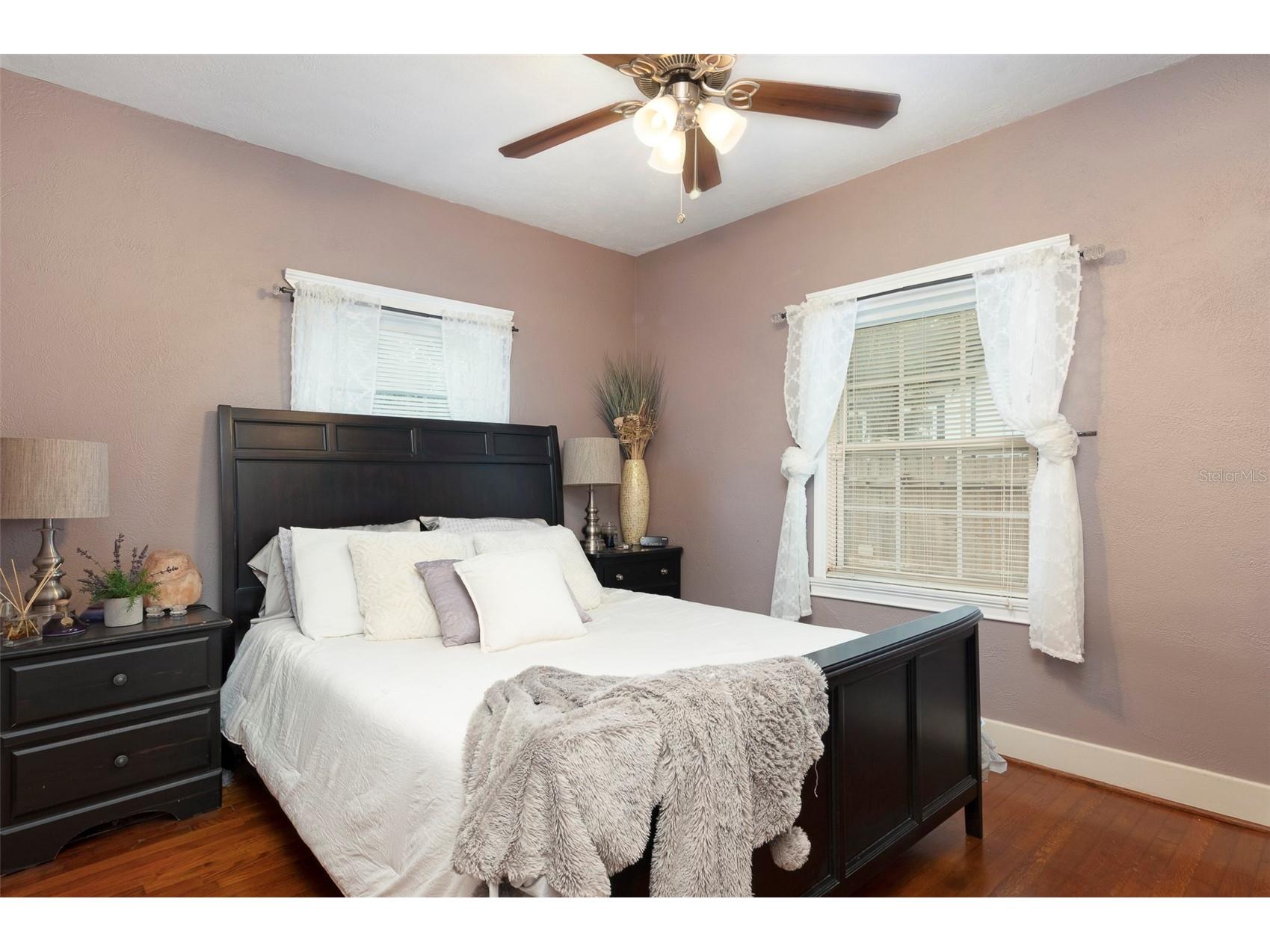 4526 1st Avenue N Saint Petersburg FL 33713 TB8494174 image27