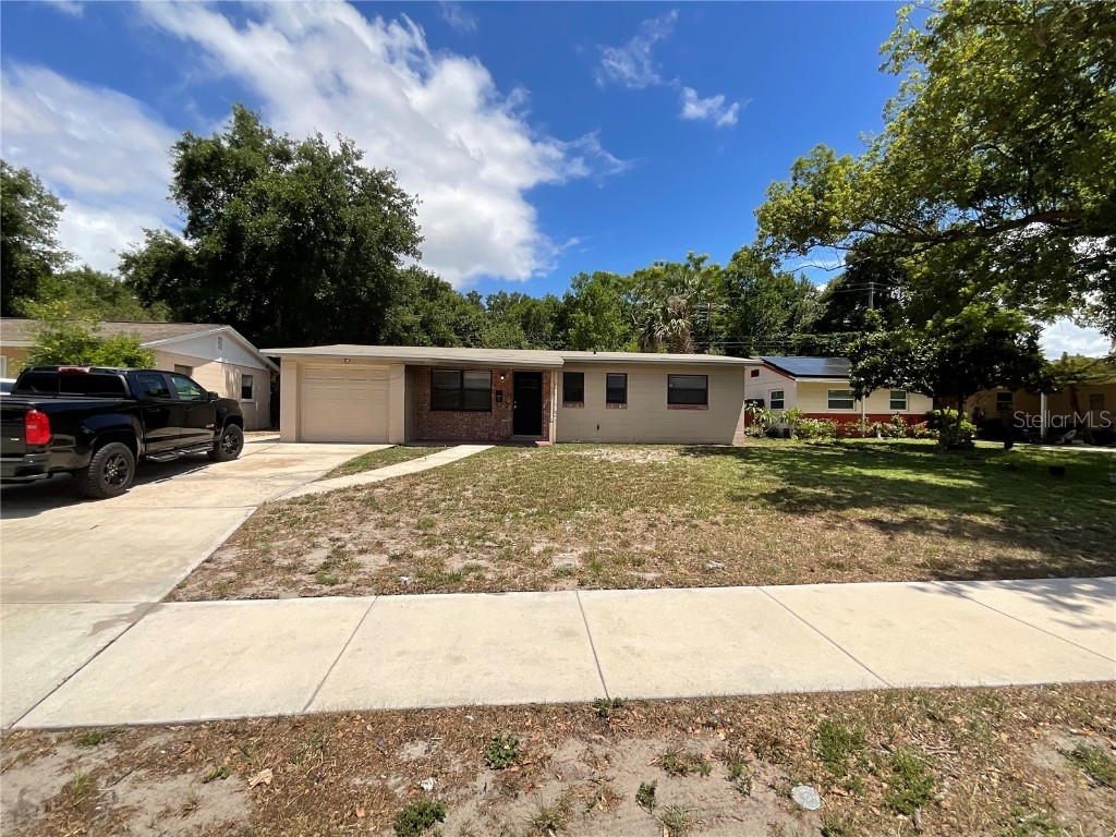 4526 Balboa Drive Orlando FL 32808 O6126773 image1