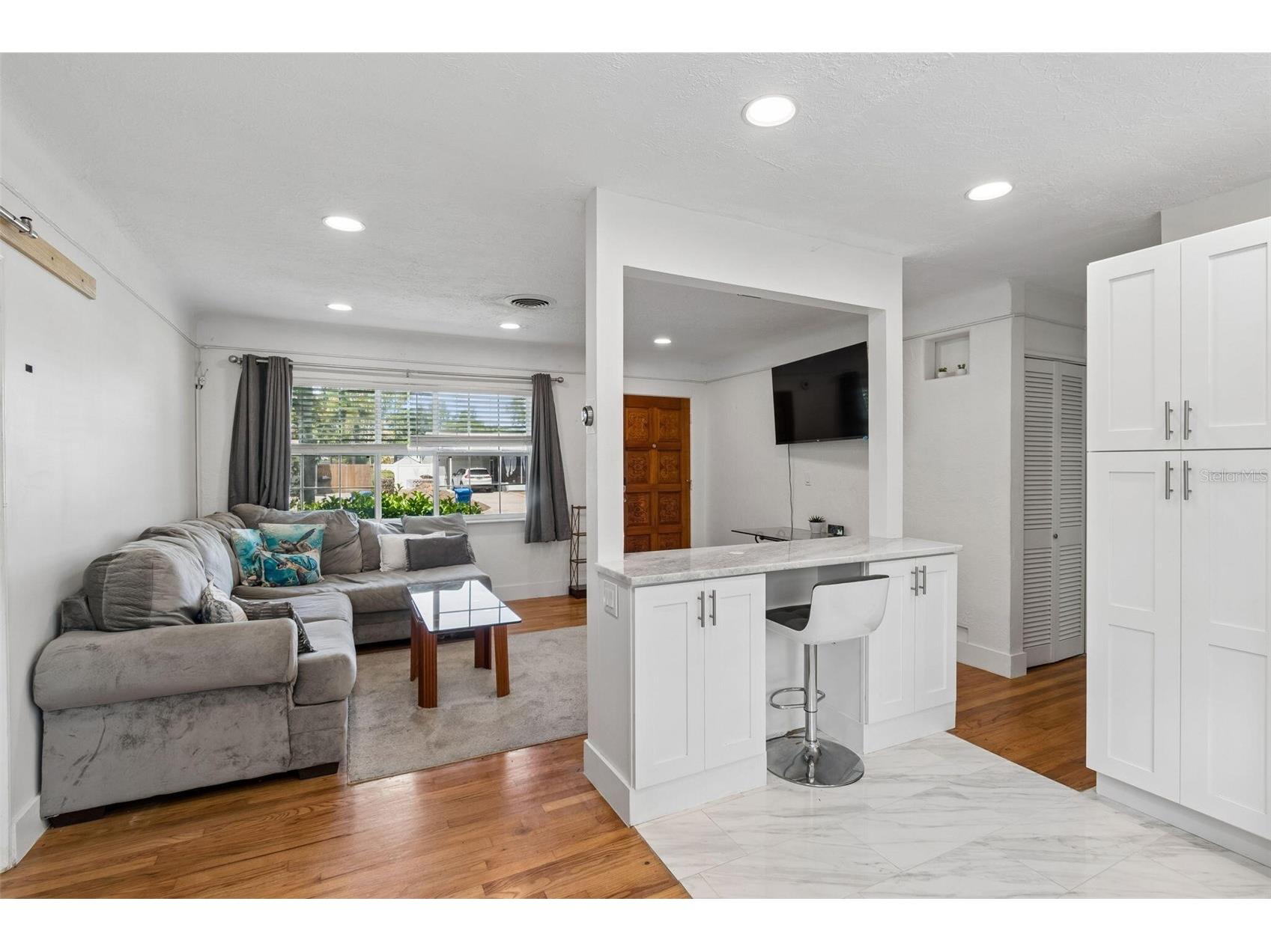 4526 Yardley Avenue N Saint Petersburg FL 33713 O6401866 image14