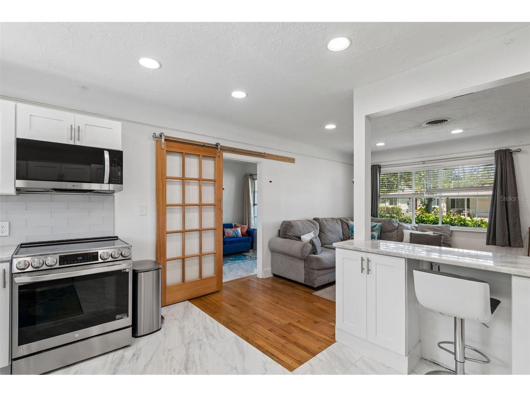 4526 Yardley Avenue N Saint Petersburg FL 33713 O6401866 image22