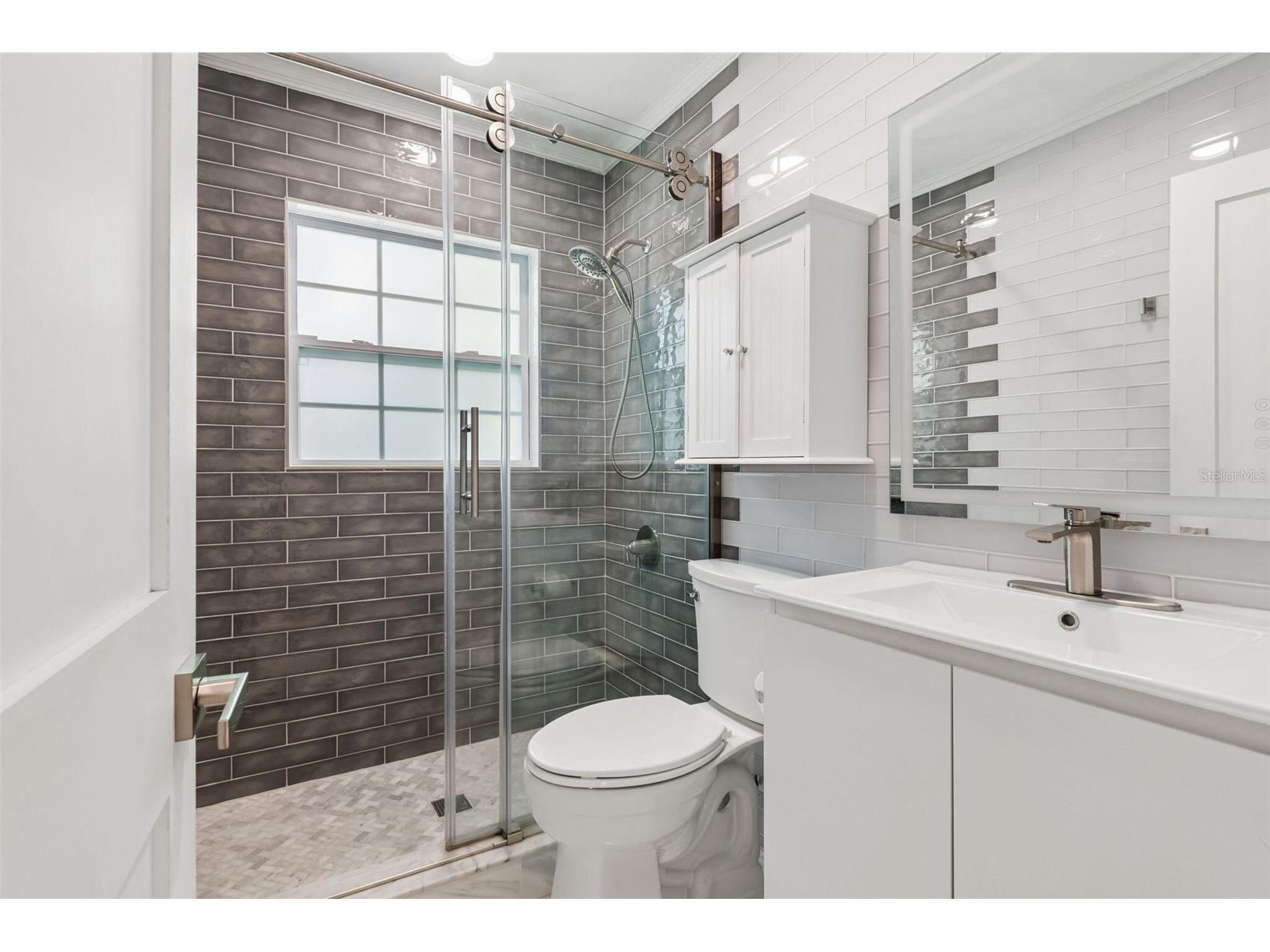 4526 Yardley Avenue N Saint Petersburg FL 33713 O6401866 image23