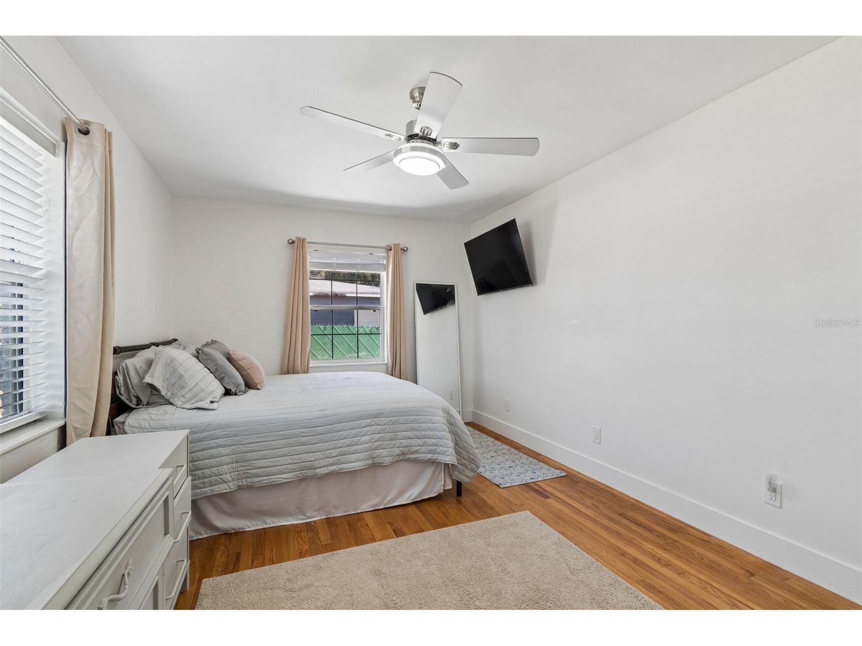 4526 Yardley Avenue N Saint Petersburg FL 33713 O6401866 image28