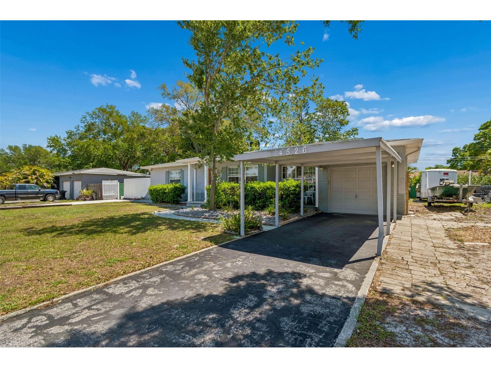 4526 Yardley Avenue N Saint Petersburg FL 33713 O6401866 image3