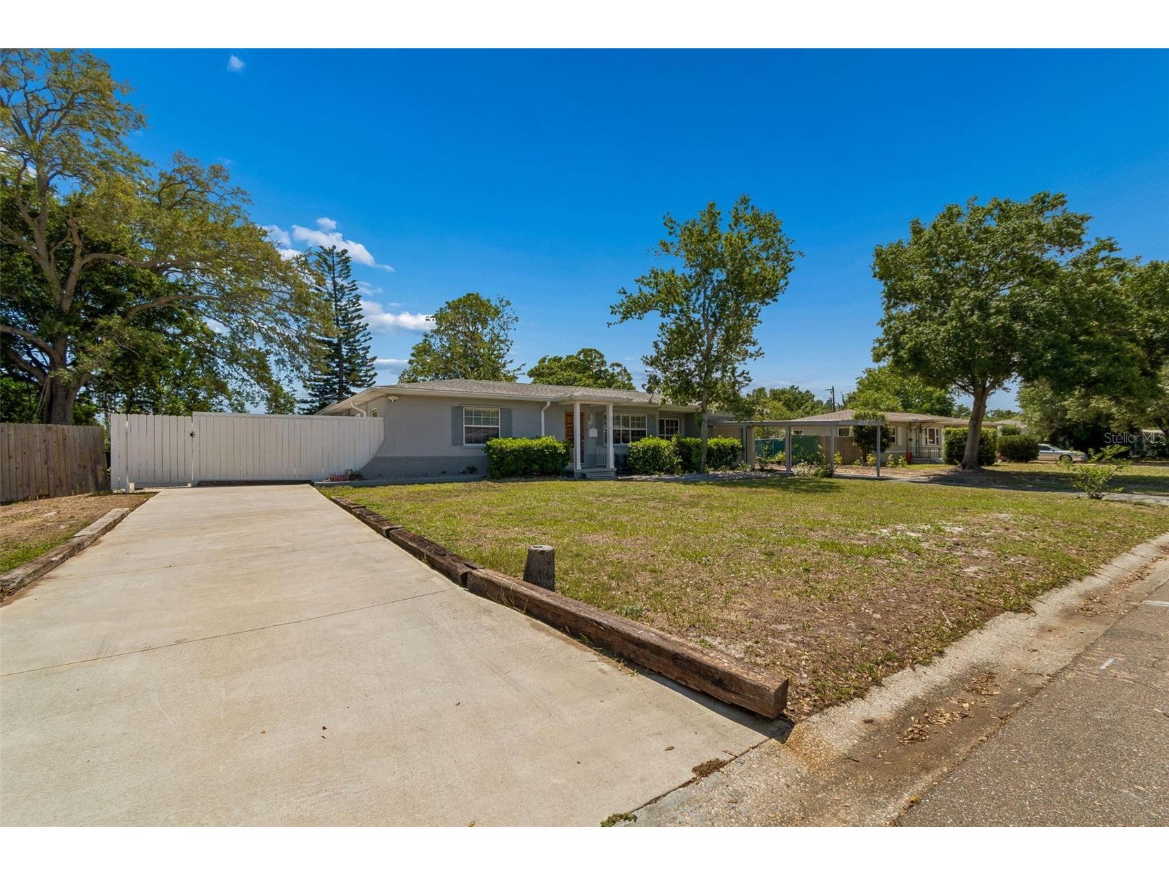 4526 Yardley Avenue N Saint Petersburg FL 33713 O6401866 image5