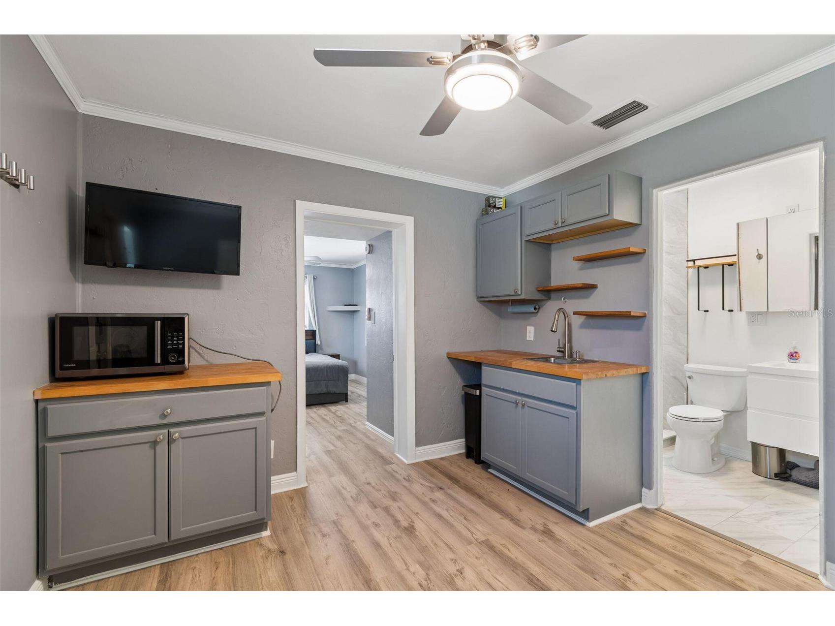 4526 Yardley Avenue N Saint Petersburg FL 33713 O6401866 image50