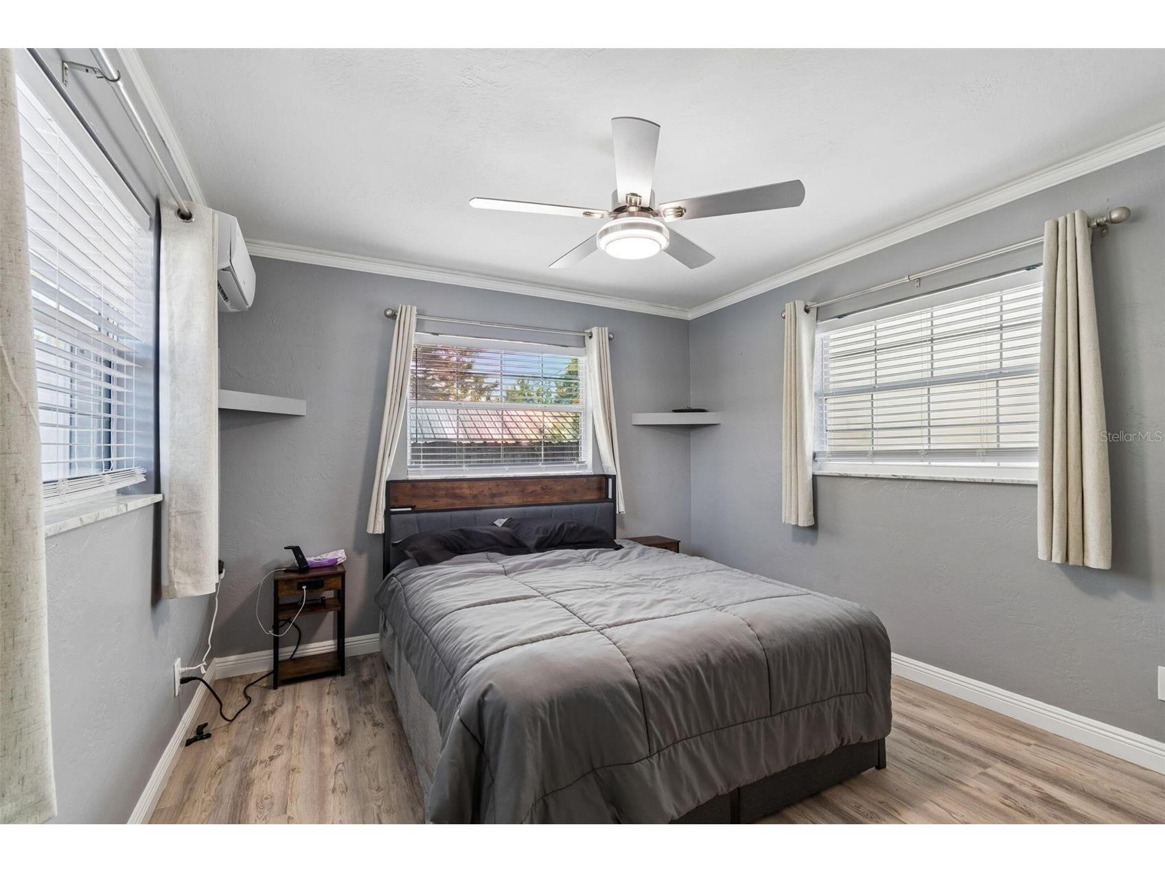 4526 Yardley Avenue N Saint Petersburg FL 33713 O6401866 image54