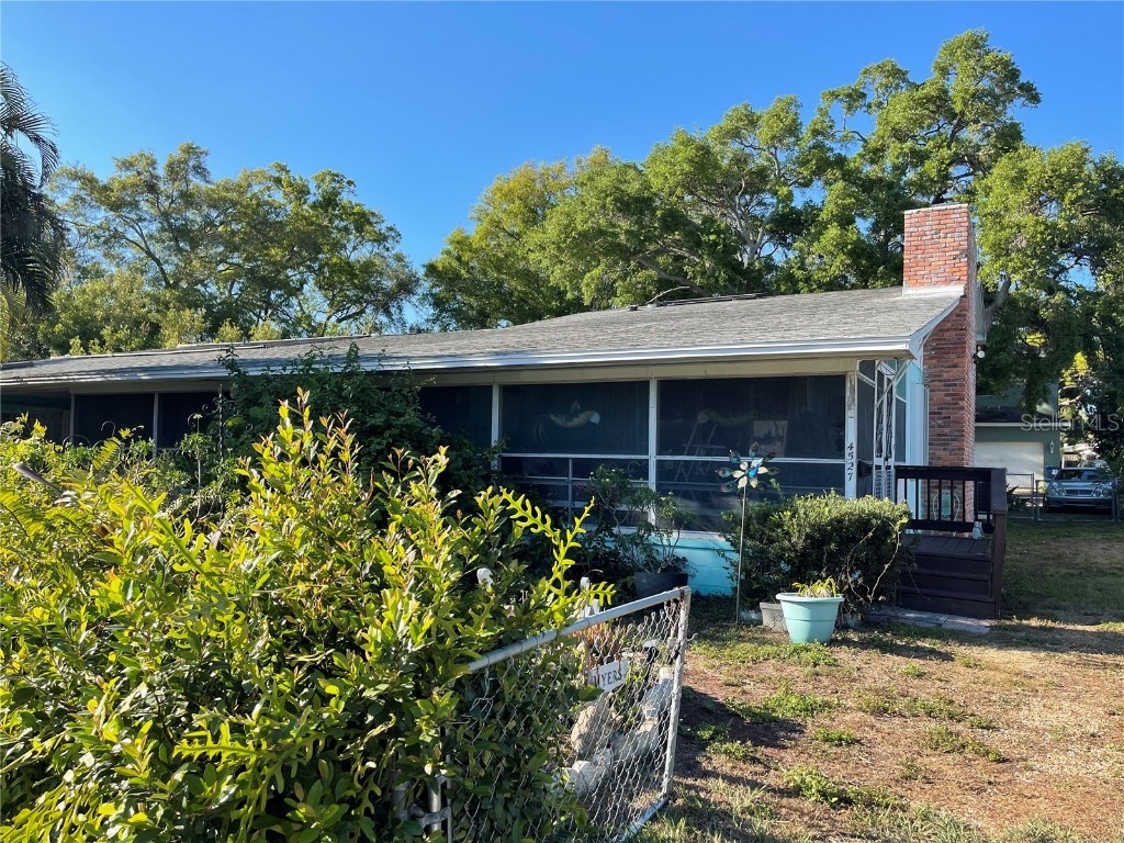 4527 26th Avenue S Saint Petersburg FL 33711 - BOCA CIEGA BAY U8195134 image1