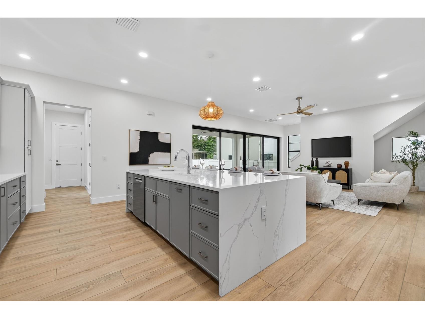 4527 26th Avenue S Saint Petersburg FL 33711 TB8472799 image21