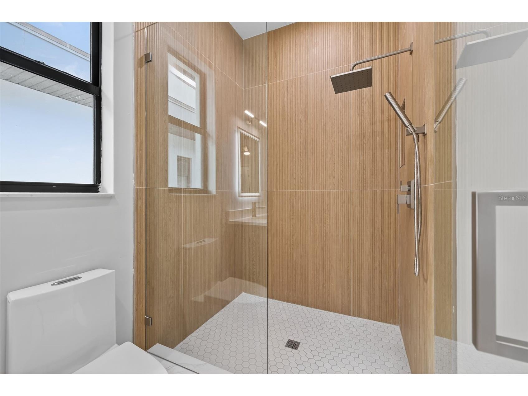 4527 26th Avenue S Saint Petersburg FL 33711 TB8472799 image37