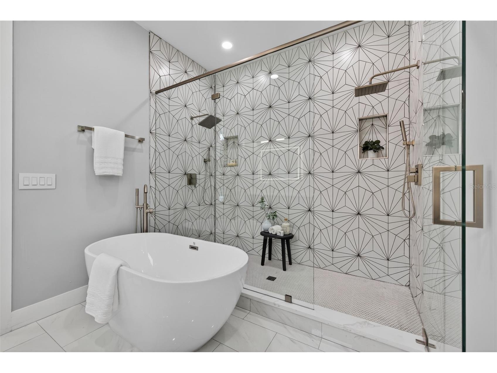 4527 26th Avenue S Saint Petersburg FL 33711 TB8472799 image44