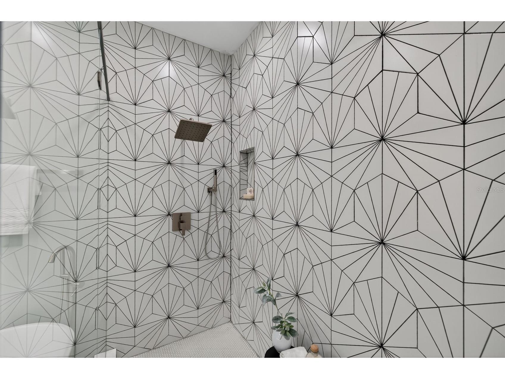 4527 26th Avenue S Saint Petersburg FL 33711 TB8472799 image46