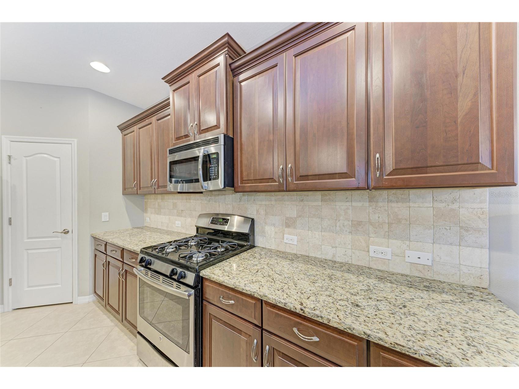 4527 Cedar Brush Terrace Sarasota FL 34243 A4694364 image16