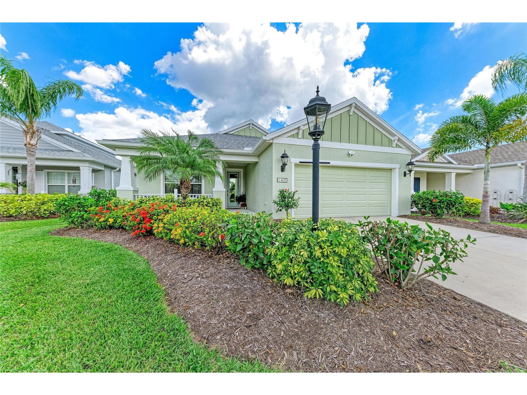 4527 Cedar Brush Terrace Sarasota FL 34243 A4694364 image2