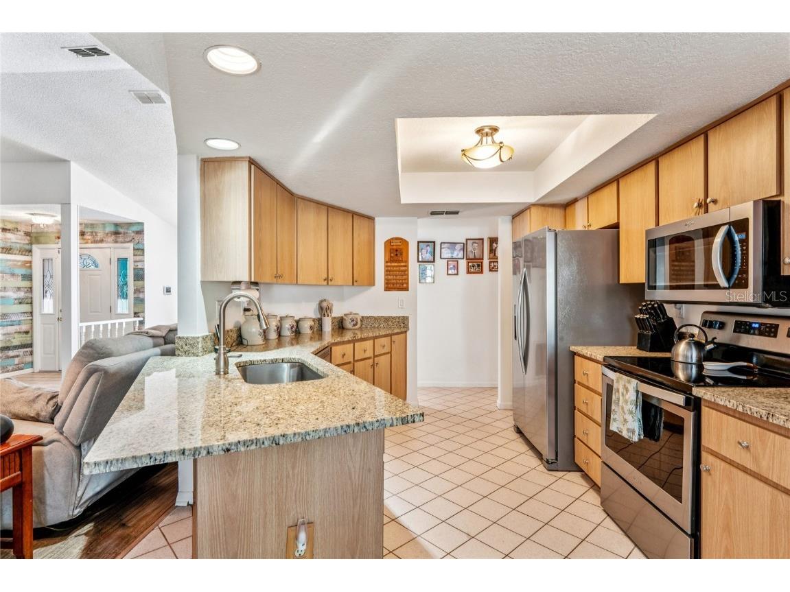 4527 Goldcoast Avenue Spring Hill FL 34609 W7881604 image9