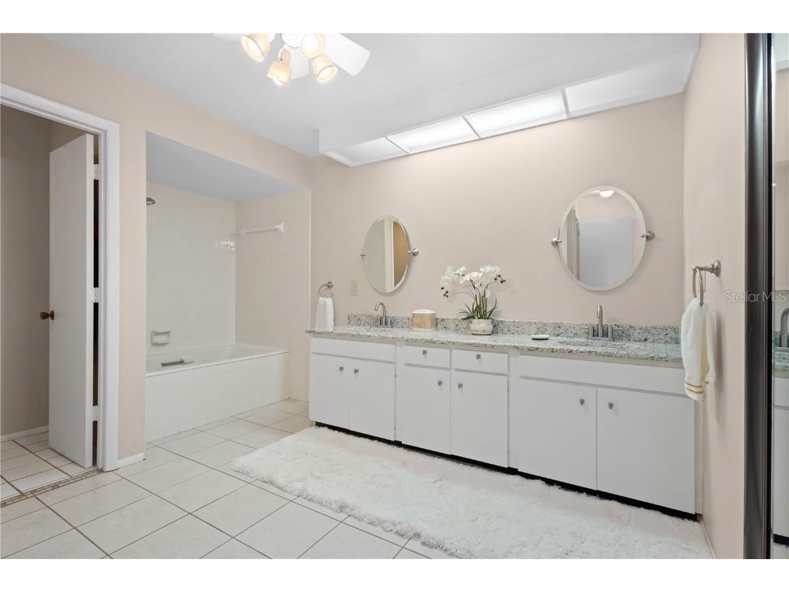 4527 La Jolla Drive Bradenton FL 34210 A4670962 image14