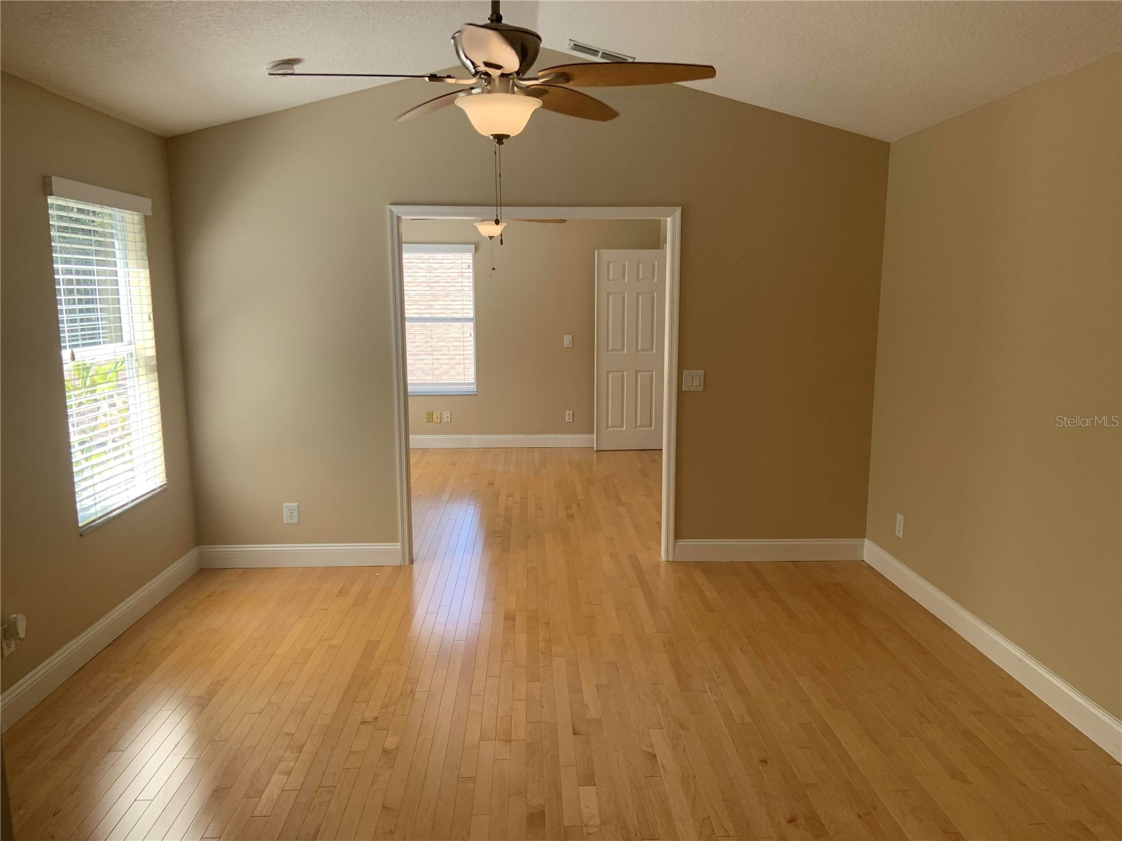 4527 Riverton Drive Orlando FL 32817 O6407590 image2